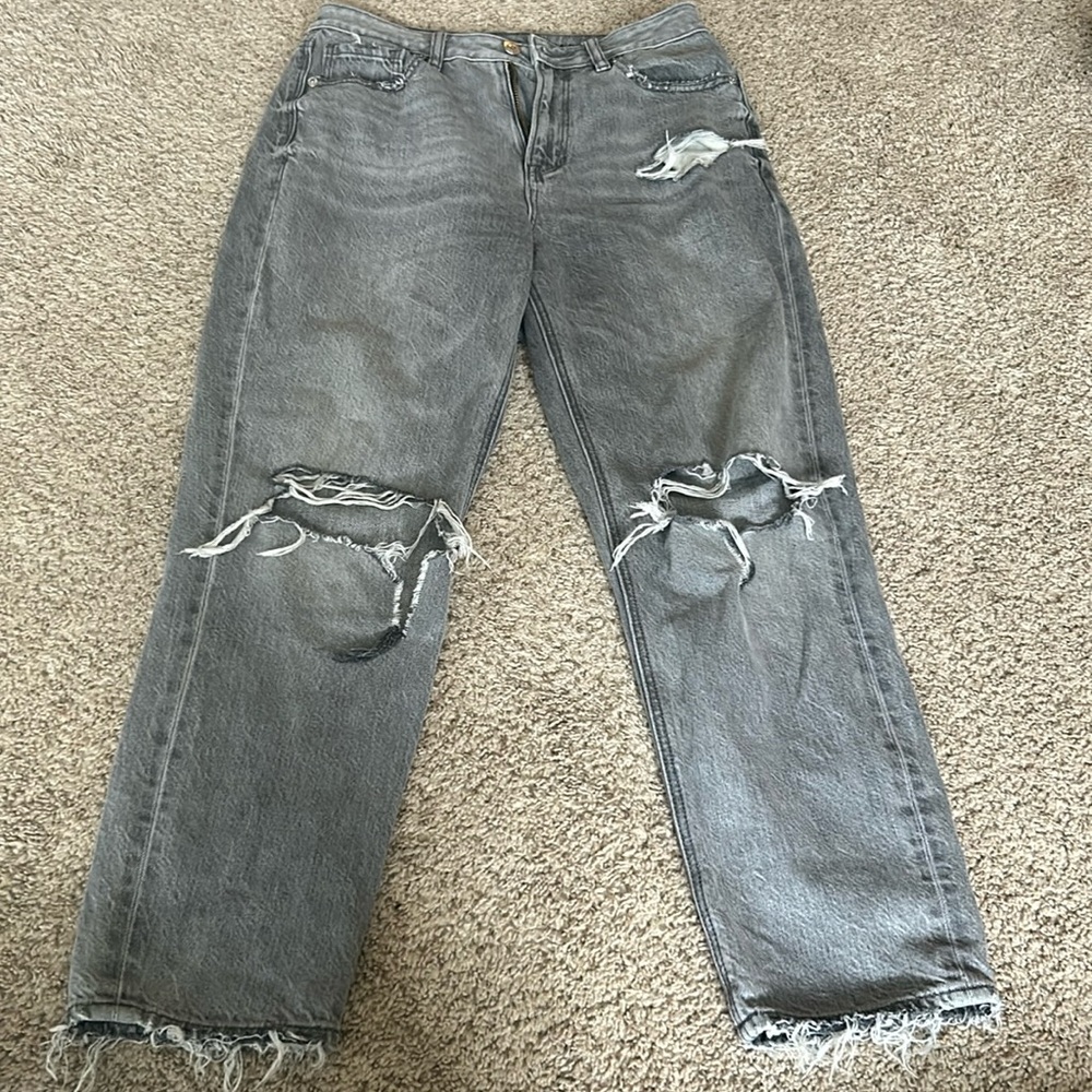 American Eagle Mom Jeans